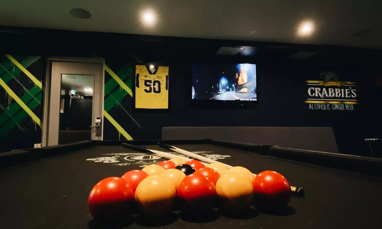 Bar 50